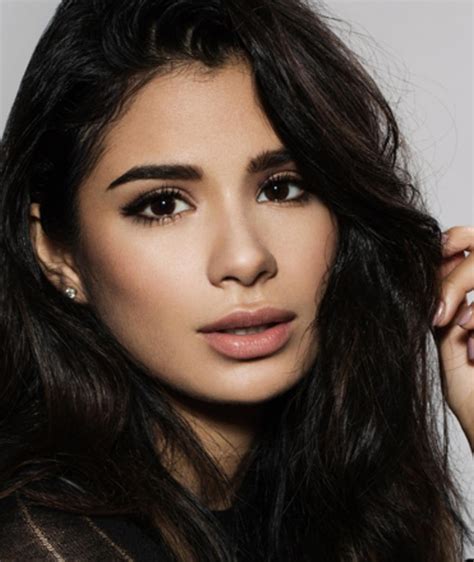 Diane Guerrero Porn DeepFakes